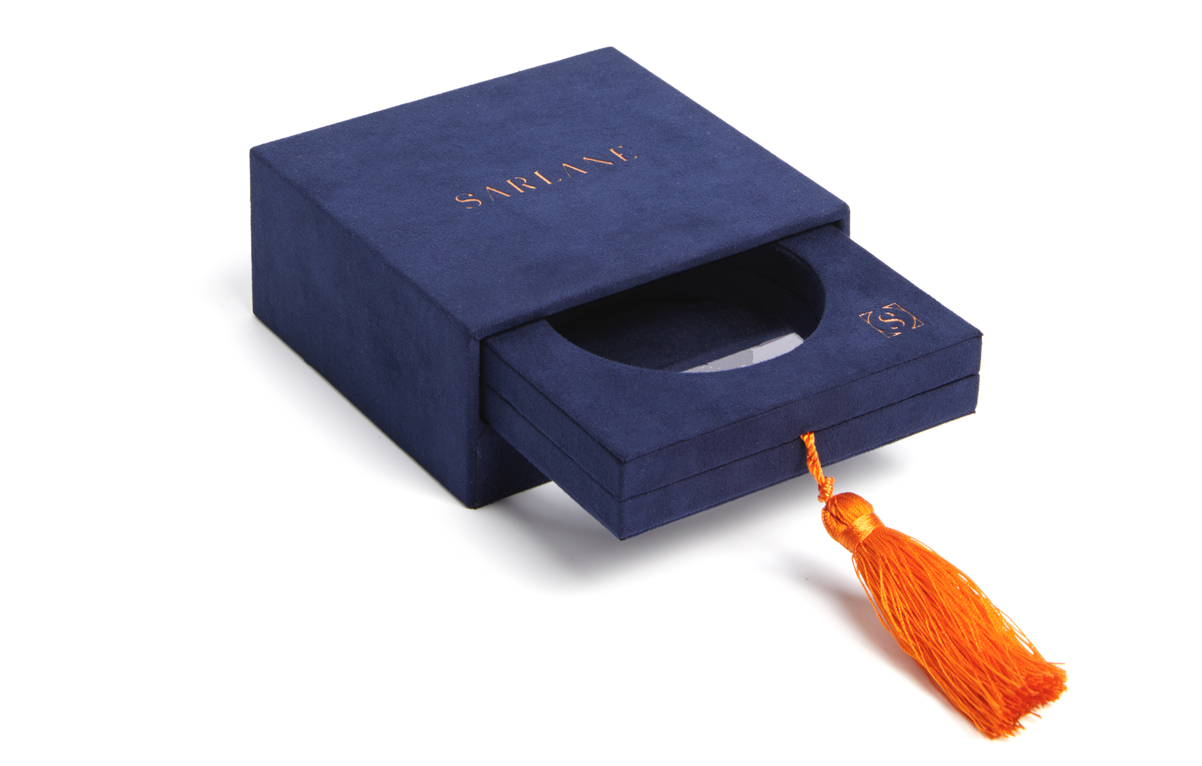 écrin sur mesure pour bijoux haute joaIllerie écrin sur mesure pour bijoux haute joaIllerie.