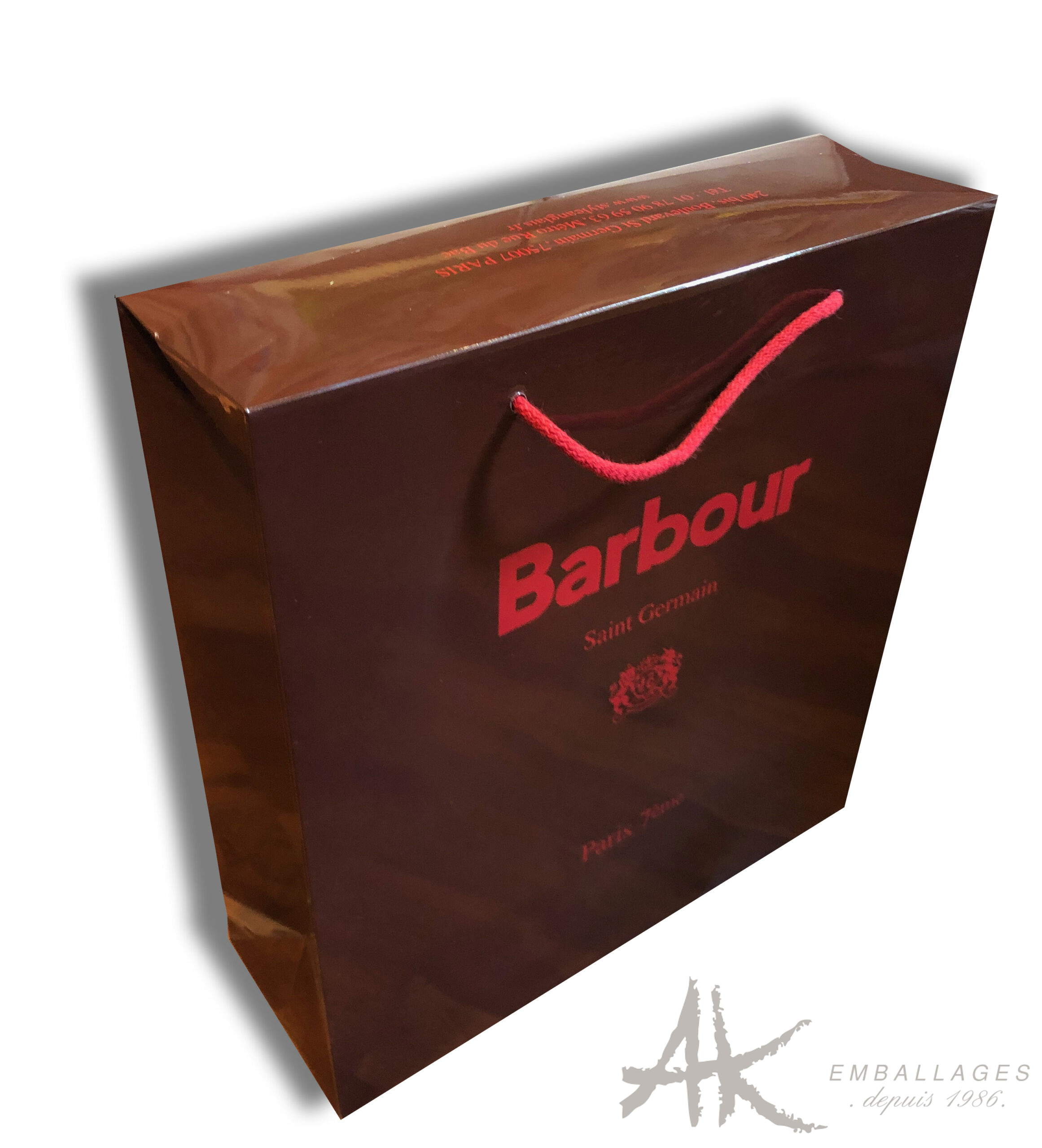 sac-boîte sur mesure coffret carton marron logo BARBOUR rouge